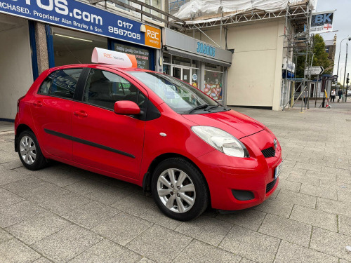 Toyota Yaris  1.3 Dual VVT-i TR