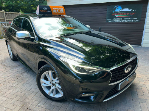 Infiniti Q30  1.6 T Business Executive