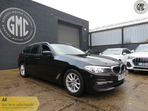 BMW 5 Series  2.0 520d xDrive SE Touring Full Service History. 