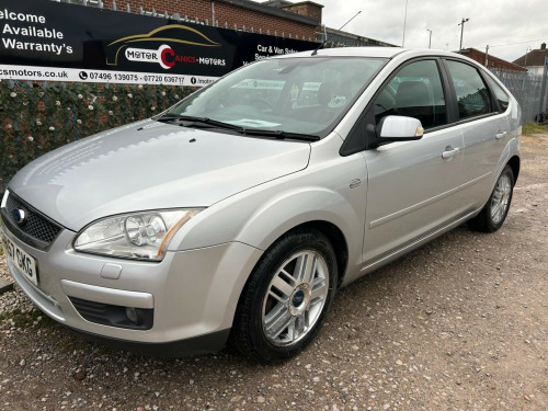 Ford Focus  1.6 Ghia