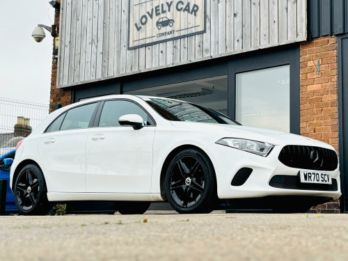 Mercedes-Benz A-Class  1.5 A180d SE