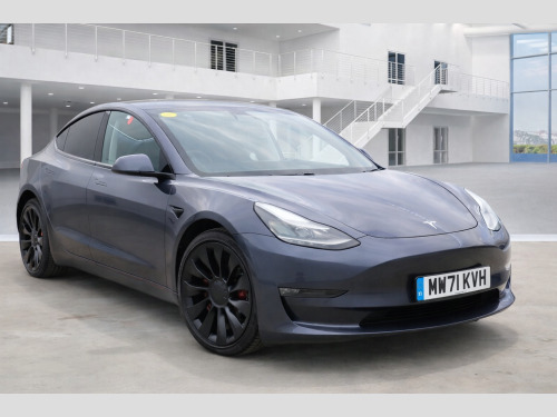 Tesla Model 3  (Dual Motor) Performance 