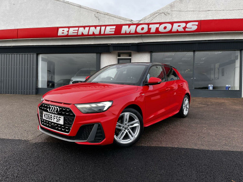 Audi A1  1.0 TFSI 30 S line