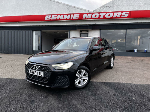 Audi A1  1.0 TFSI 25 Technik