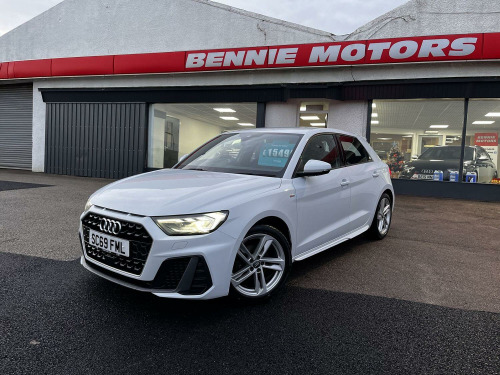 Audi A1  1.0 TFSI 30 S line