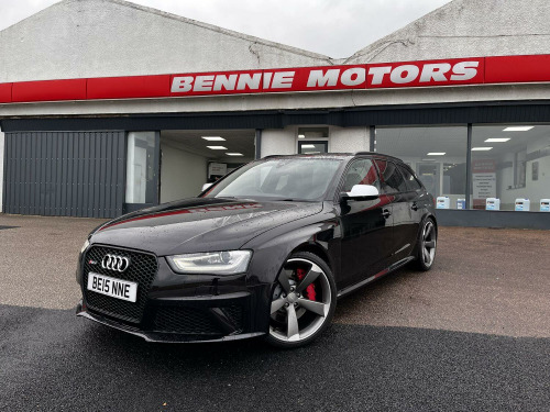 Audi RS4 Saloon  4.2 FSI V8