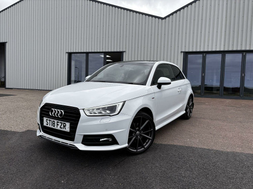 Audi A1  1.4 TFSI CoD Black Edition