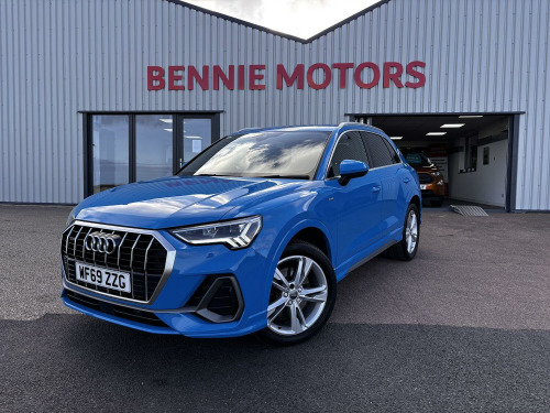 Audi Q3  2.0 TFSI 40 S line