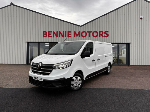 Renault Trafic  2.0 LL30 Blue dCi 130 Business+ Panel Van MY22