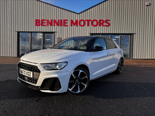 Audi A1  1.0 TFSI 30 Black Edition