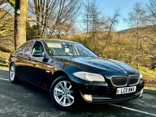 BMW 5 Series  2.0 520d SE**2OWNERS**XENONS-NAV-FSH-BT-BIGSPEC**IMMACULATE RARE MANUAL**