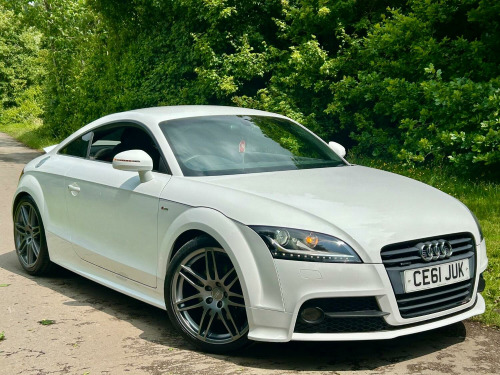 Audi TT  2.0 TDI *Black Edition Quattro*1Owner-ONLY 25K-Bose-Xenons-19â€™s**FIND ANO