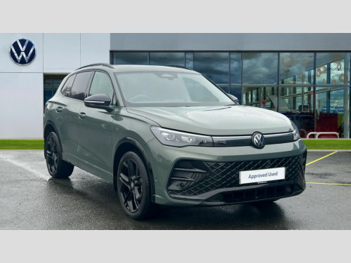 Volkswagen Tiguan  Tiguan R-Line 1.5 TSI eHybrid 272 PS 6-Speed DSG 5 Door 