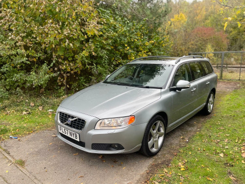 Volvo V70  2.4 D5 SE Sport