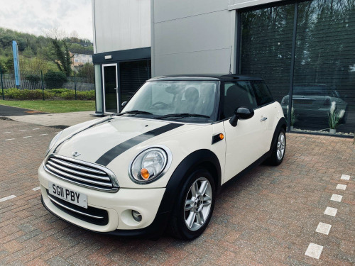 MINI Hatch 1.6 Cooper Hatch