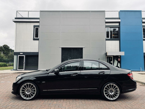 Mercedes-Benz C-Class C350 3.0 C350 CDI V6 BlueEfficiency Sport