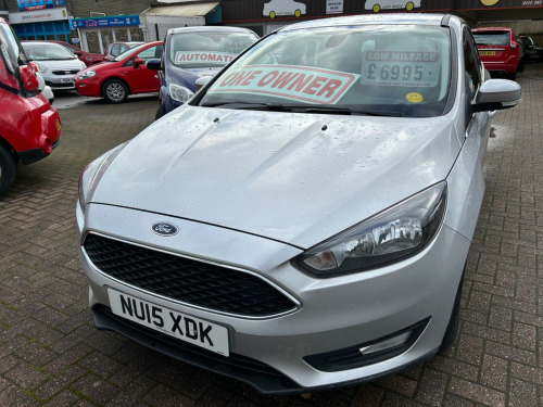 Ford Focus  1.0 EB 125 ZETEC **ONE OWNER FULL SERVICE HISTORY**AMAZING MPG AND ONLY £20