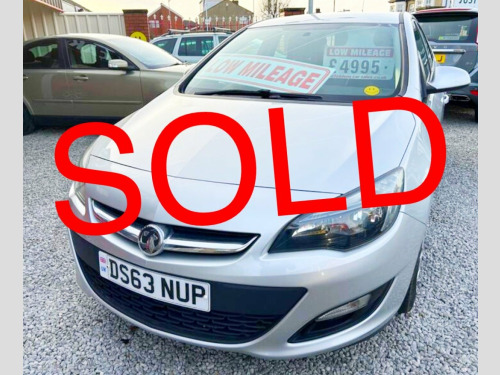 Vauxhall Astra  1.4 16v Exclusiv