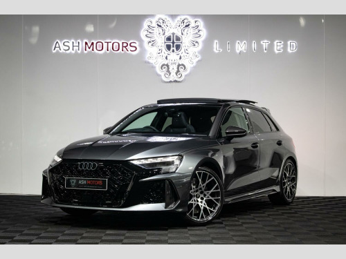 Audi RS3  Sportback Carbon Vorsprung (2024 - )