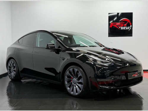 Tesla Model Y  (Dual Motor) Performance