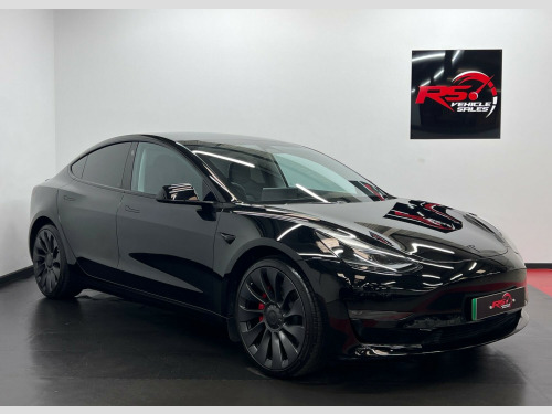 Tesla Model 3  (Dual Motor) Performance