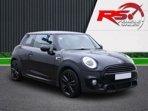 MINI Hatch  1.5 Cooper Sport 3dr Petrol Manual Euro 6 (s/s) (136 ps)