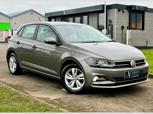 Volkswagen Polo  1.0 TSI SE