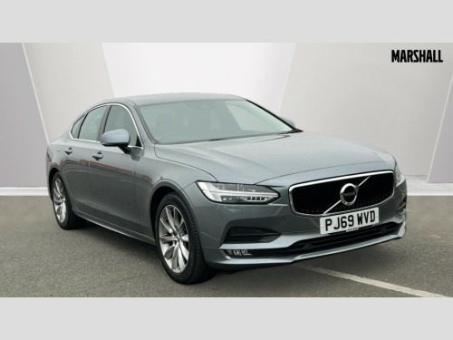 Volvo S90  Volvo S90 Saloon 2.0 T4 Momentum Plus 4dr Geartronic