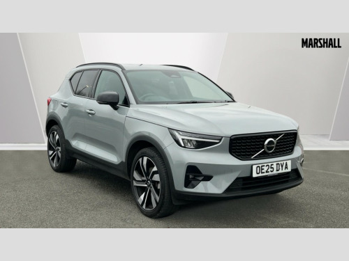 Volvo XC40  XC40 2.0 B3P Plus Dark 5dr Auto 