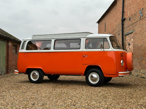 Volkswagen T2 BAY WINDOW  Devon Camper