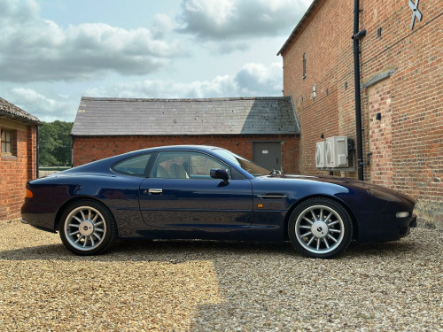 Aston Martin DB7