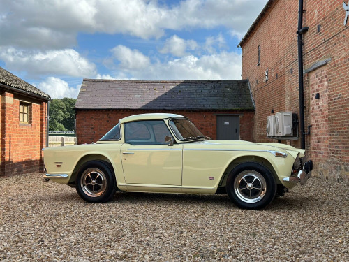 Triumph TR5  
