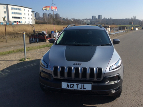 Jeep Cherokee  TRAILHAWK ONE OWNER 11700 MILES