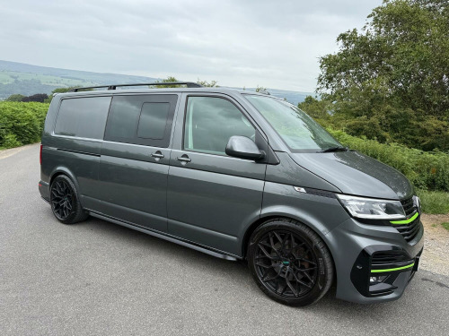 Volkswagen Transporter  2.0 BiTDI T32 Highline 4Motion 204ps LWB Kombi Leighton SV-R