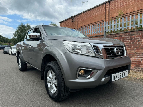 Nissan Navara  2.3 dCi Acenta