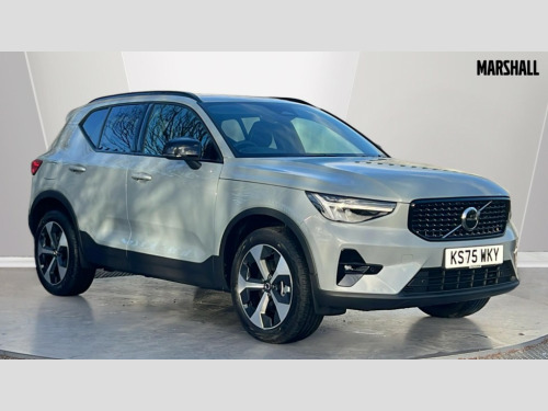 Volvo XC40  Volvo Xc40 Estate 2.0 B3P Plus Dark 5dr Auto