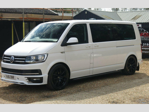 Volkswagen Transporter Shuttle  150HP EURO 6 LWB SE 9 SEAT NO VAT SPORTLINE