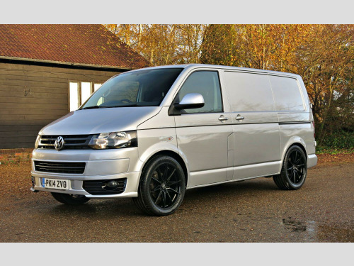 Volkswagen Transporter  T5.1 SWB 2.0 TDI 102BHP T28 Highline Sportline Styling