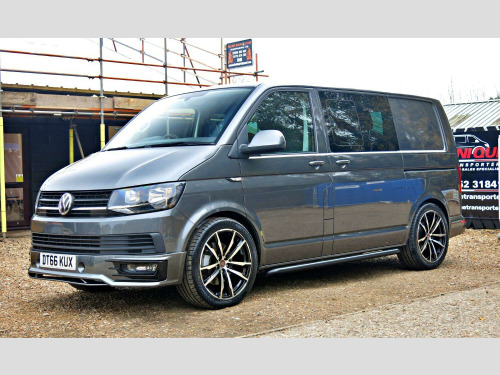 Volkswagen Transporter  T6 150HP EURO 6 HIGHLINE TWIN SIDE DOORS SWB NO VAT