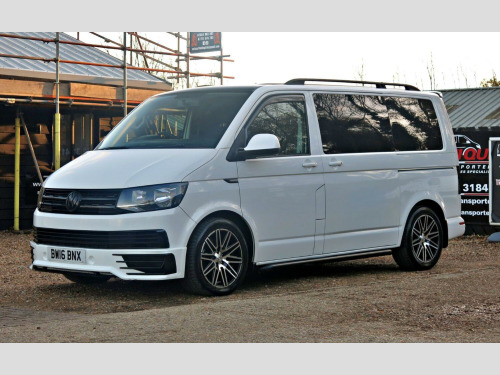 Volkswagen Transporter  T6 140HP KOMBI SWB HIGHLINE NO VAT T30 SPORTLINE STYLE