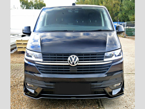 Volkswagen Transporter  T6.1 150HP AUTO SWB DSG HIGHLINE SPORTLINE STYLE