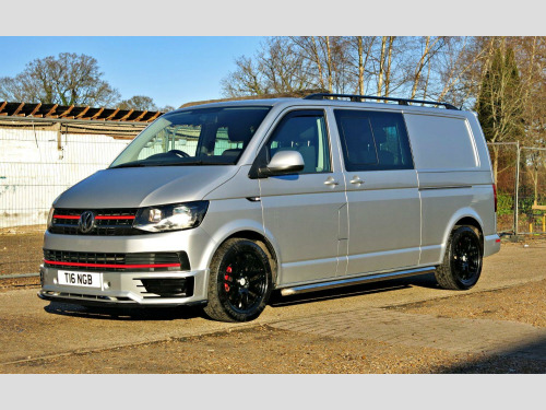 Volkswagen Transporter  T6 DSG AUTO 150HP LWB 6 SEAT NO VAT SPORLTINE STYLE