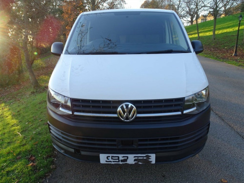 Volkswagen Transporter  150HP EURO 6 LWB AIRCON STARTLINE