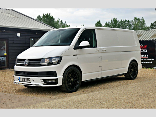 Volkswagen Transporter  T6 150HP LWB HIGHLINE SATNAV TAILGATE EURO 6 SPORTLINE