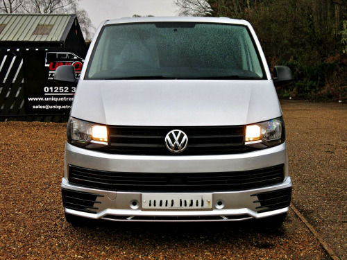 Volkswagen Transporter Shuttle T6 SWB EURO 6 2.0 TDI 150BHP DSG 9 SEATER SPORTLINE STYLING NO VAT