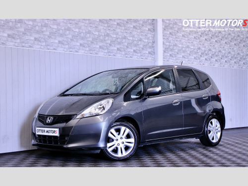 Honda Jazz  i-VTEC ES PLUS 5DR