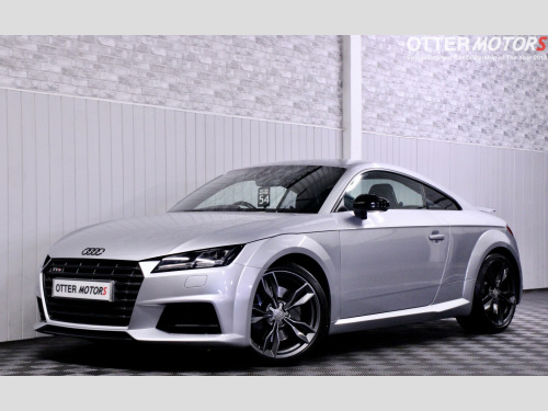 Audi TTS  2.0 TFSI 