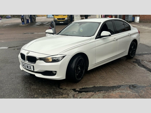 BMW 3 Series  2.0 320d SE Saloon