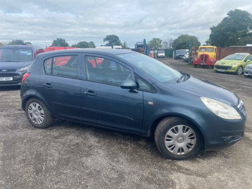 Vauxhall Corsa  1.4 i 16v Club