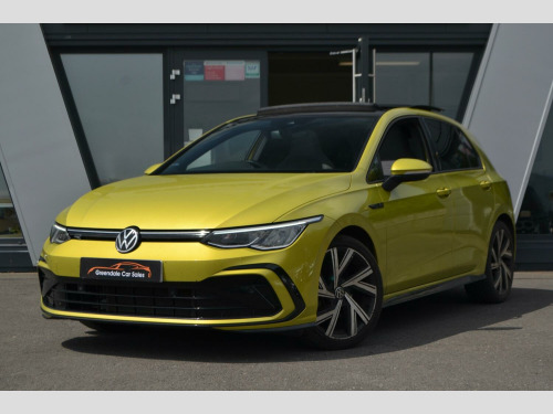 Volkswagen Golf  1.5 eTSI MHEV R-Line